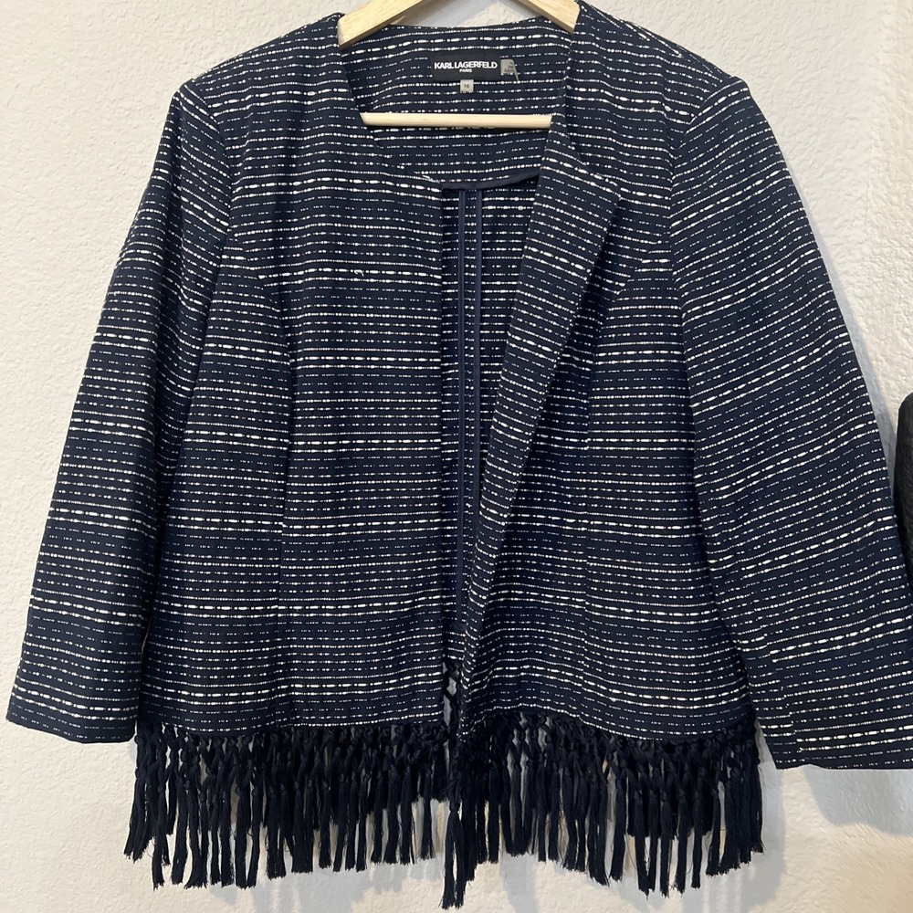 Karl Lagerfeld Paris NAVY Boucle Cropped Jacket with Fringed Bottom SIZE 16